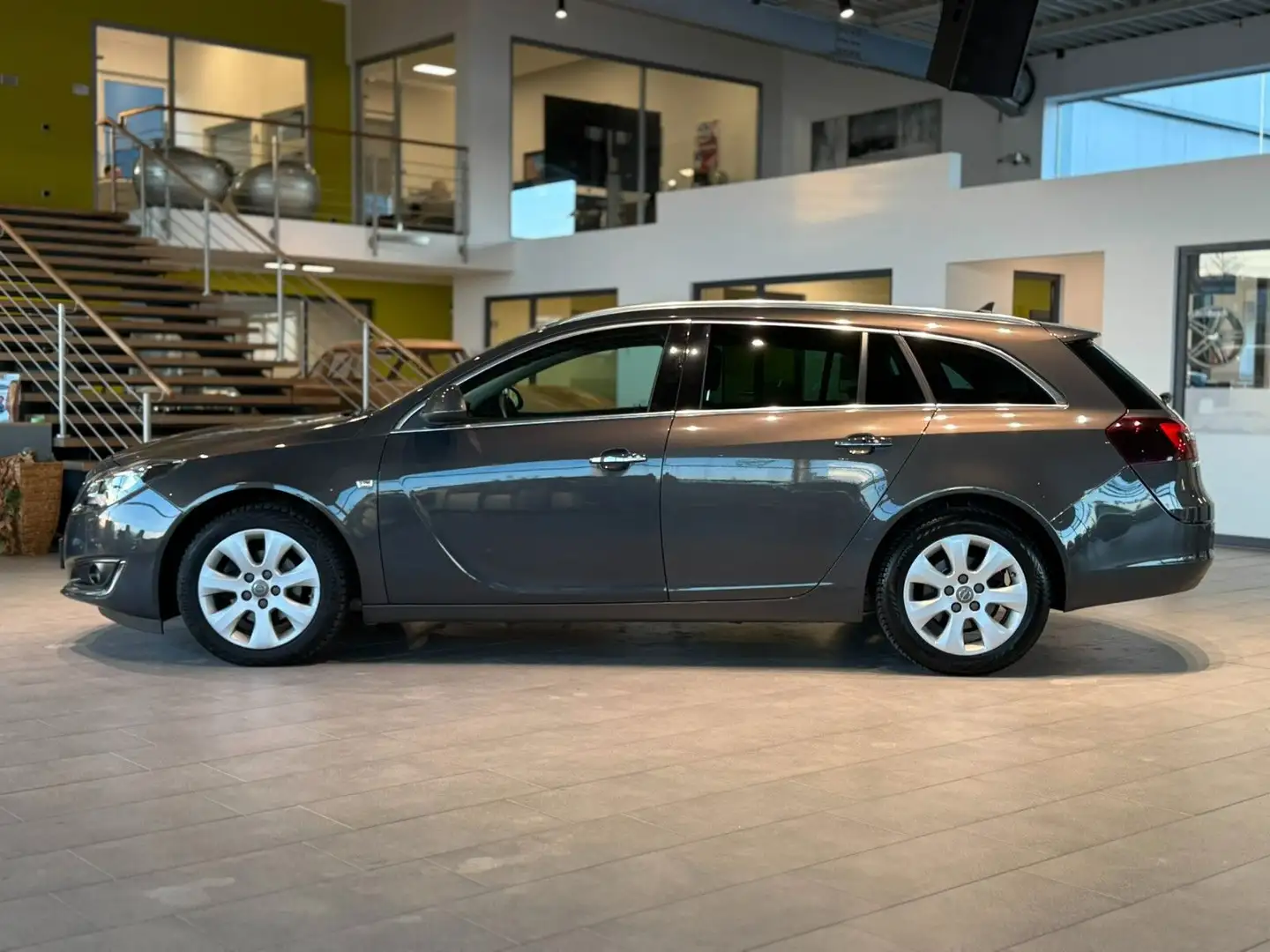 Opel Insignia A Sports Tourer Innovation*RFK*SHZ*Navi Gris - 2