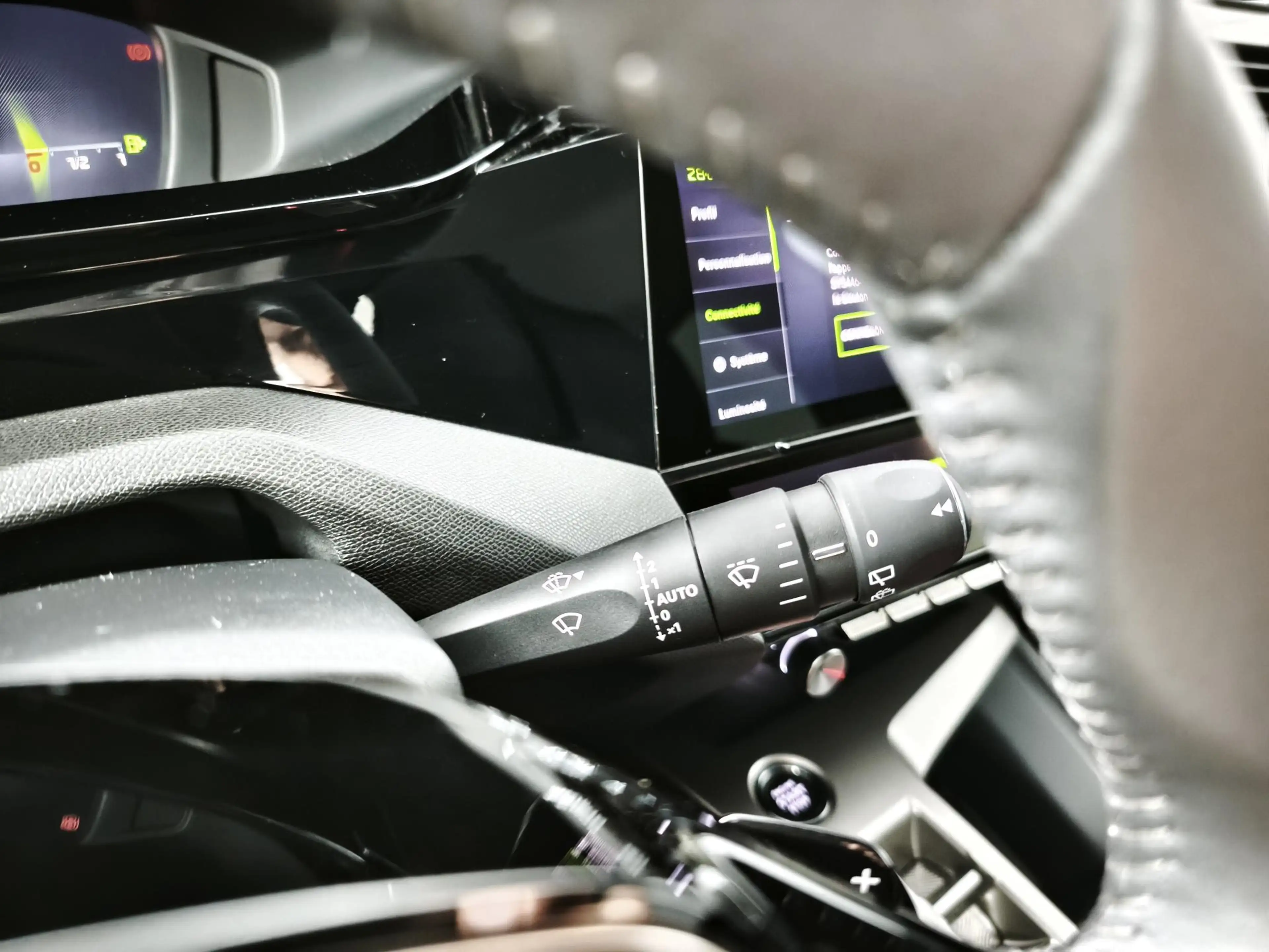 Peugeot 308 SW 1.2 Hybrid 145 e-DCS6 Allure | Navigatie | 360º — photo 24
