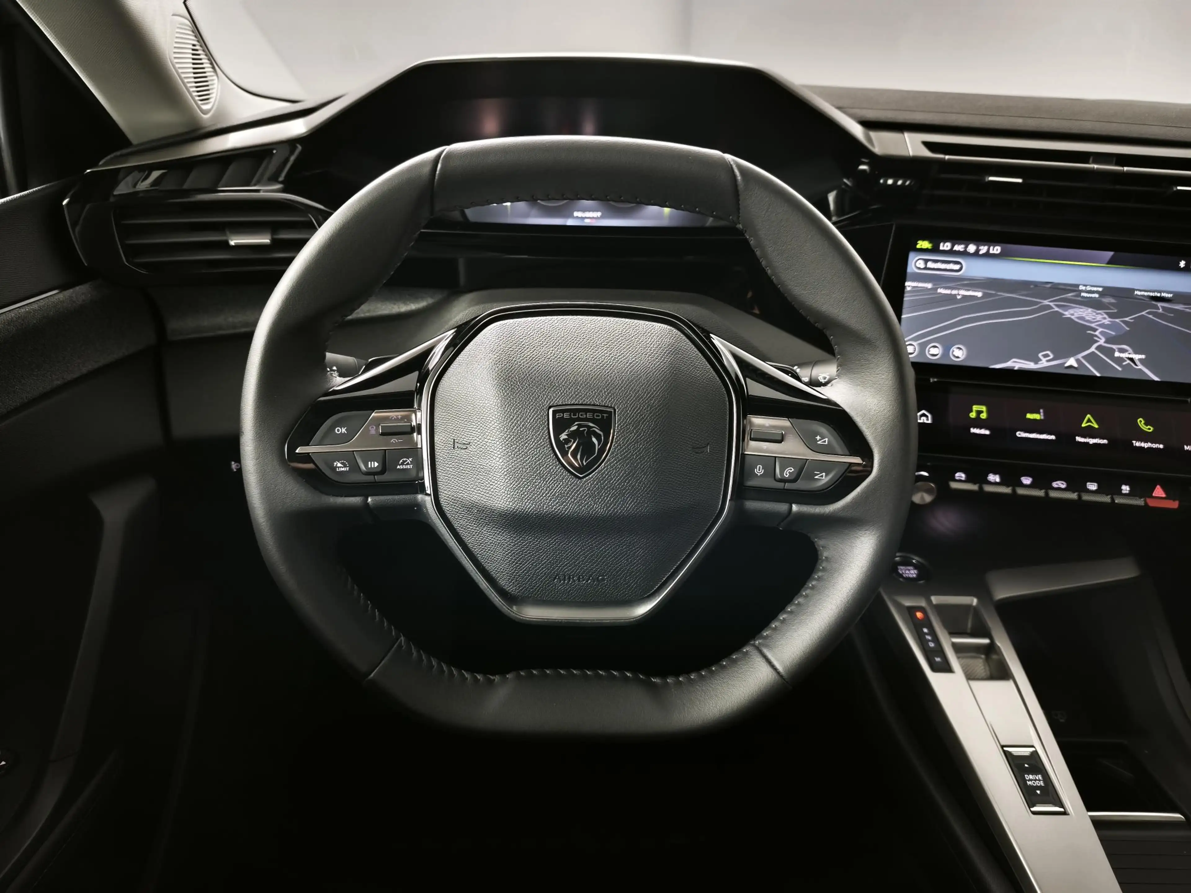Peugeot 308 SW 1.2 Hybrid 145 e-DCS6 Allure | Navigatie | 360º — photo 20