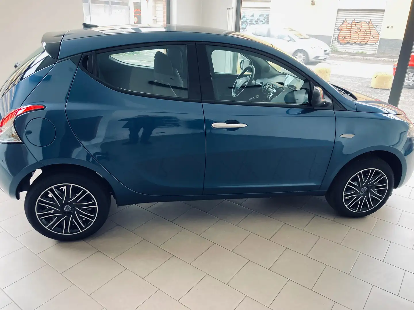 Lancia Ypsilon Ypsilon 1.0 firefly hybrid Gold s Blu/Azzurro - 2