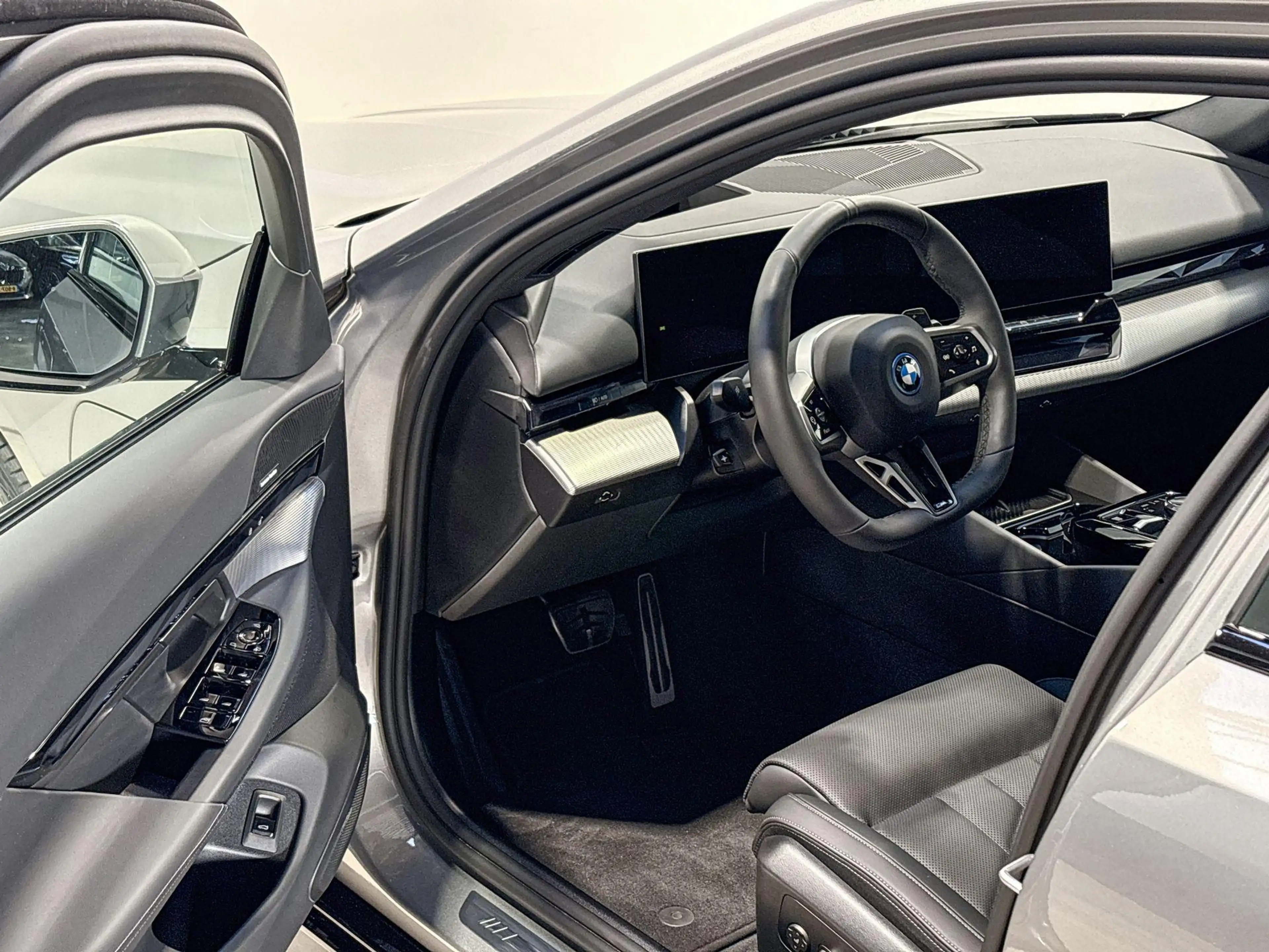BMW 530 5 Serie Sedan 530e M Sport Edition — photo 8