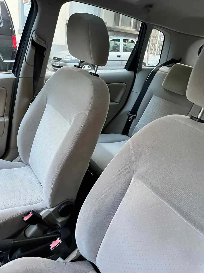 Ford Fiesta Fiesta 1.4i 16v Trend Blauw - 2