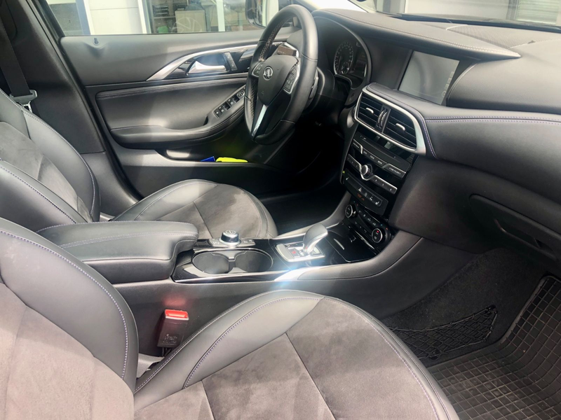Infiniti Q30 1.6 LUXE/LED/Navi/Panorama/Sitzhz/Kamera — photo 10