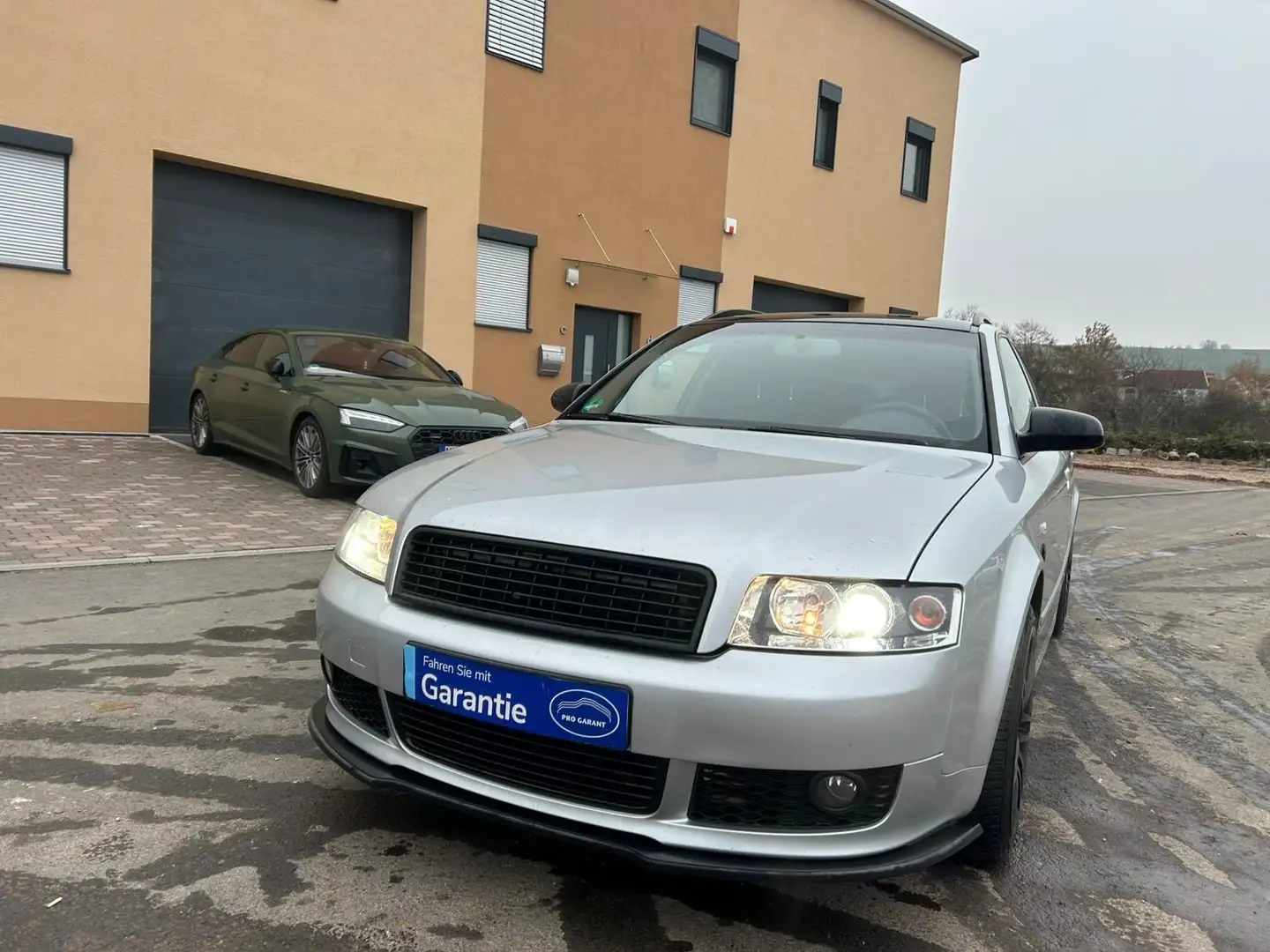 Audi A4 A4 Avant garantie Automatik Silber - 2