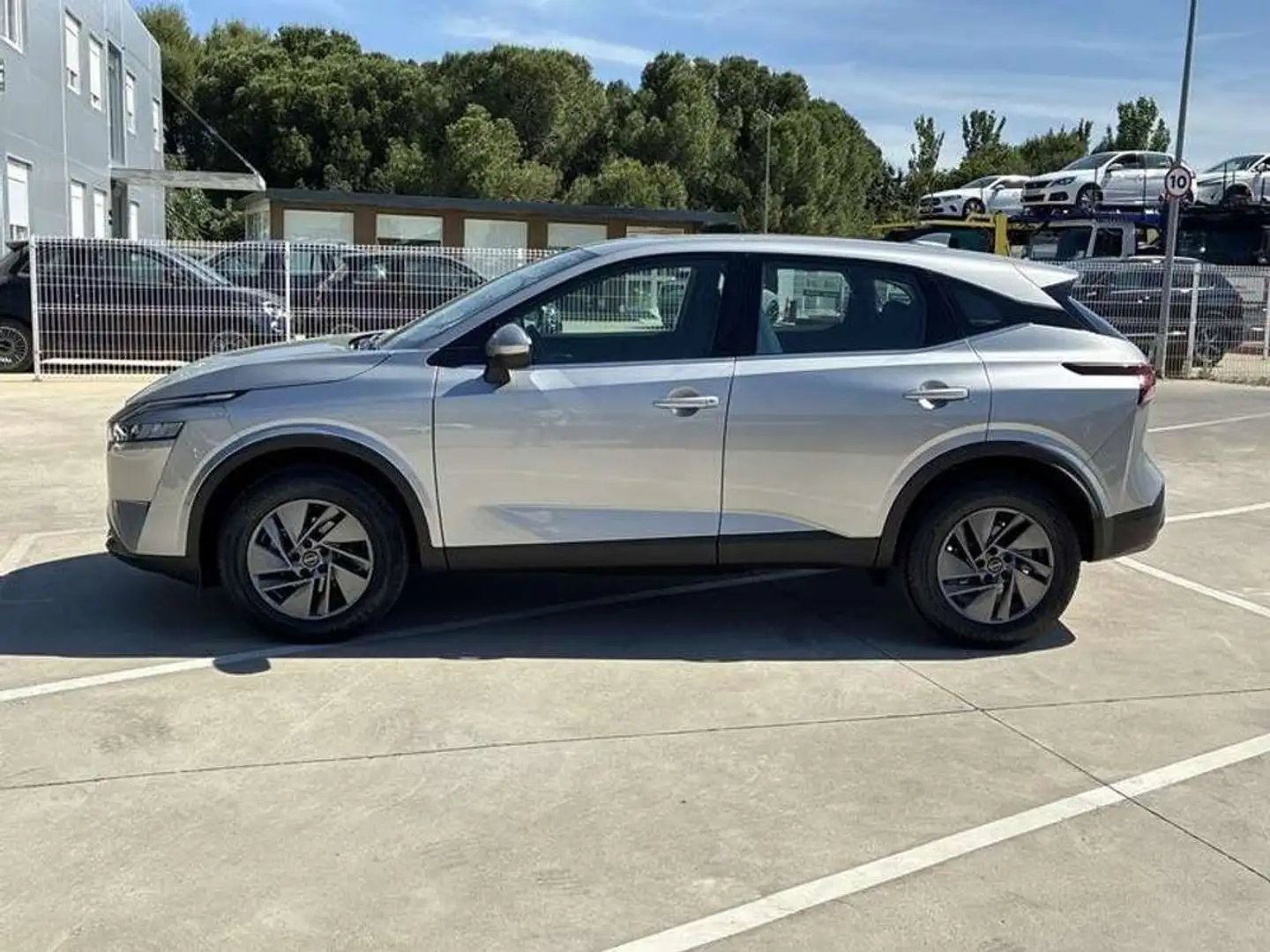 Nissan Qashqai DIG-T 116kW (158CV) mHEV Xtronic Acenta Gris - 2