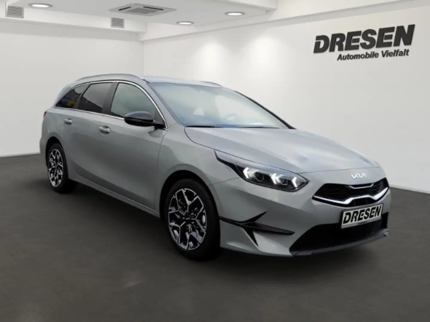 Kia Ceed SW / cee'd SW NIGHTLINE 1.0 DCT NAVI,KAMERA,DAB,SITZHZG Szürke - 2