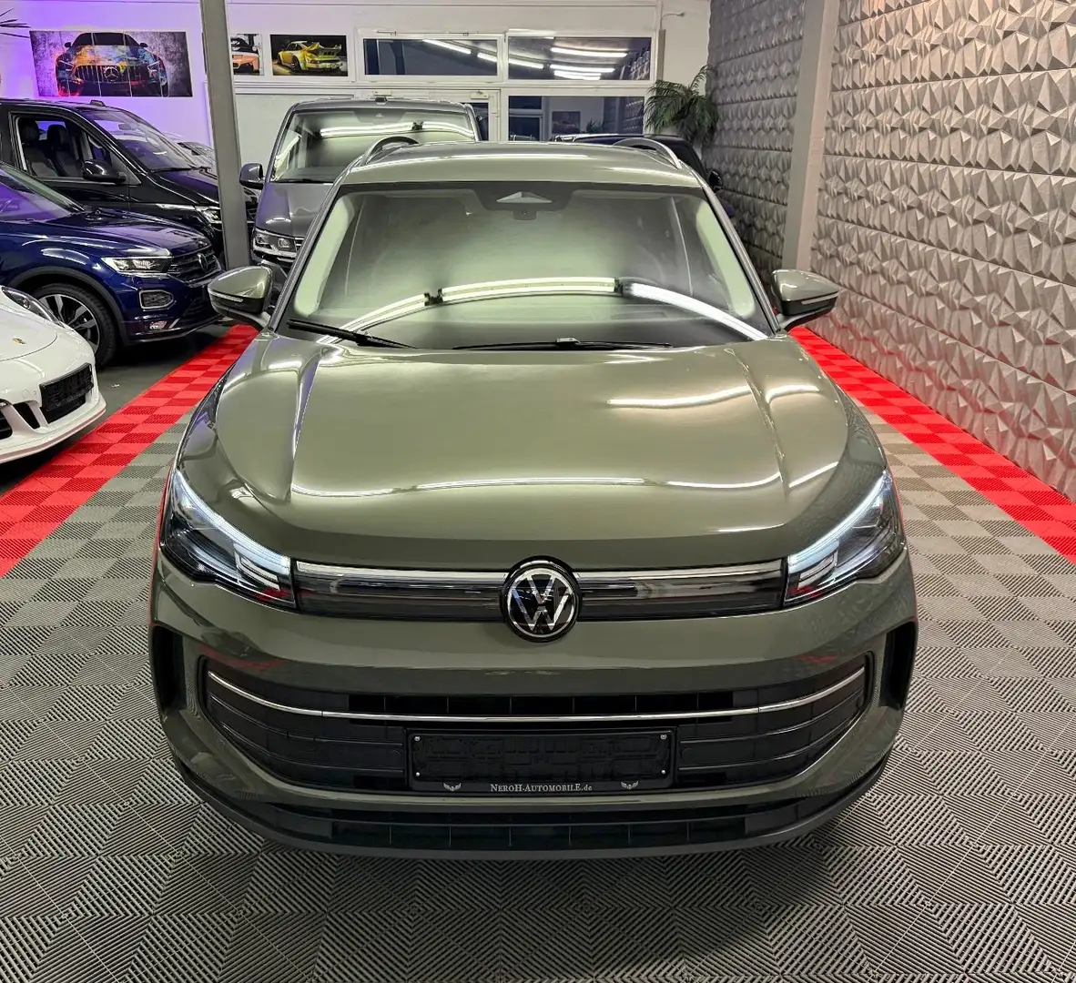 Volkswagen Tiguan Tiguan 2.0 TDI DSG Life, HUD, Navi- Pro Max, AHK Vert - 2