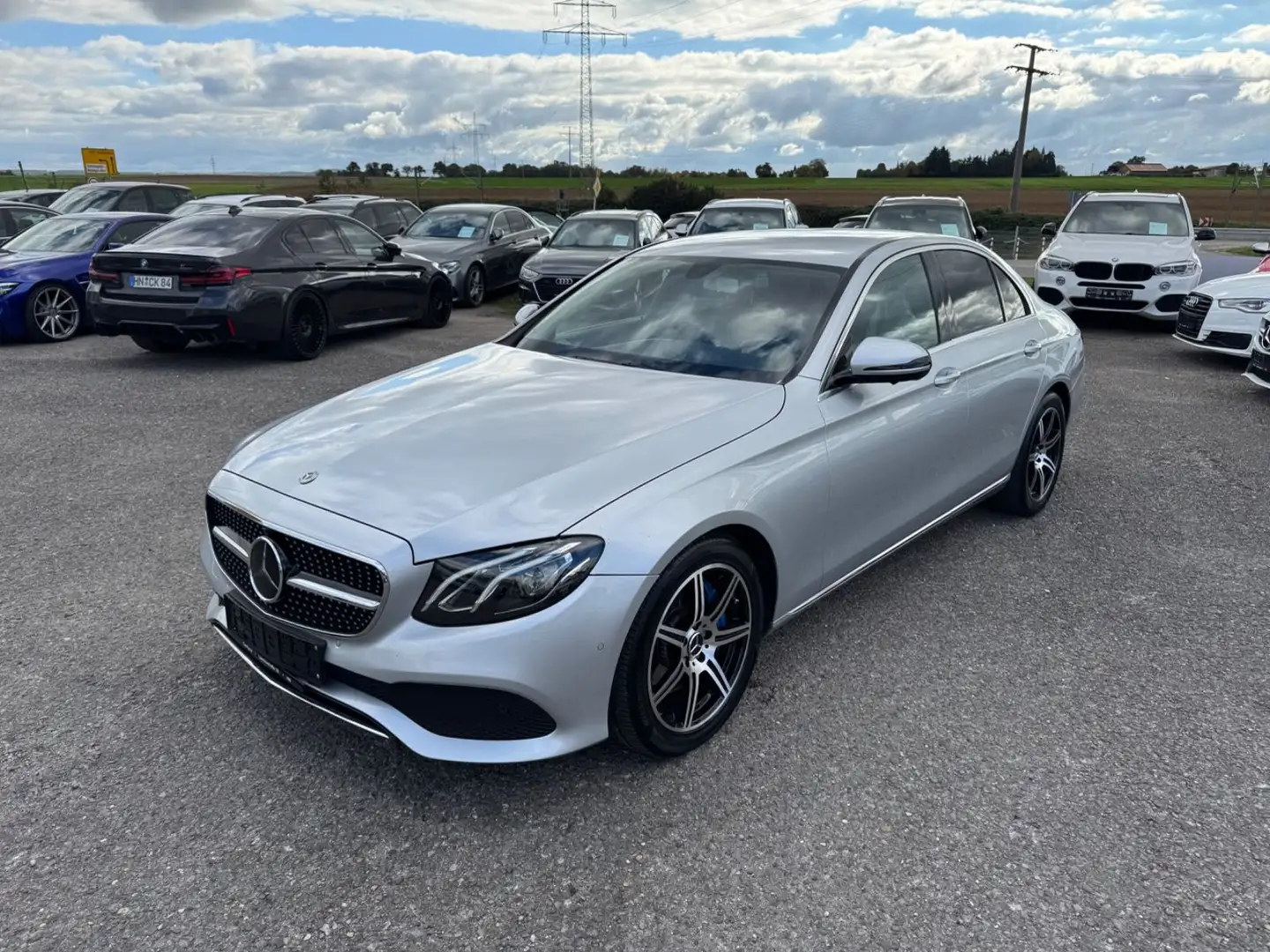 Mercedes-Benz E 350 d Limo. W213 Leder LED Navi 360 Kamer AHK Argent - 1