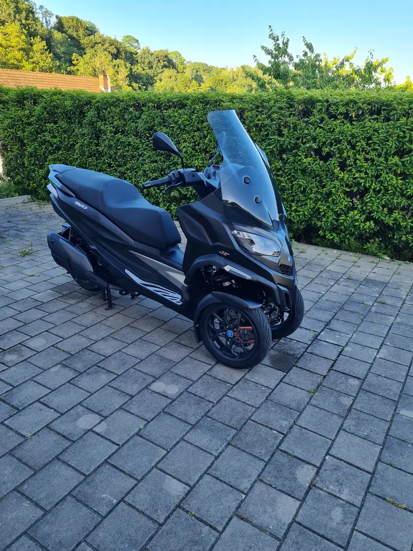 Piaggio MP3 530 Exklusive mit wenig KM im Neuzust.(Ölwechsel Neu!) Zwart - 2