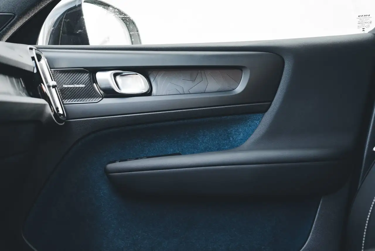 Volvo C40 снимка Volvo C40