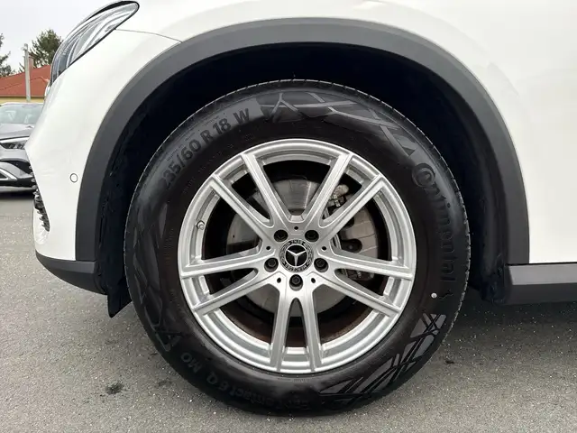 Mercedes-Benz GLC view 13