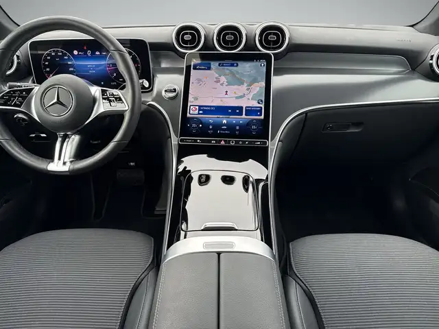 Mercedes-Benz GLC view 8