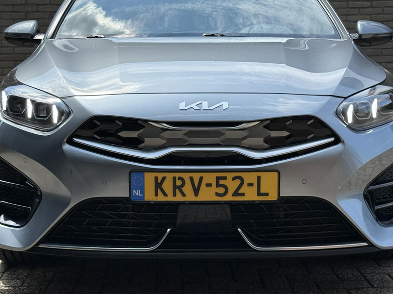 Kia Ceed SW / cee'd SW Sportswagon 1.6 GDI PHEV ExecutiveLine | Lederen b — photo 43