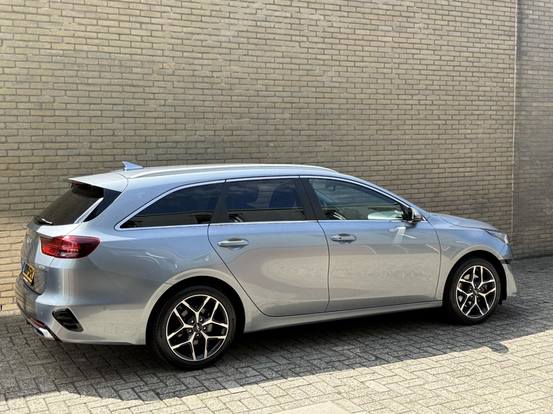 Kia Ceed SW / cee'd SW Sportswagon 1.6 GDI PHEV ExecutiveLine | Lederen b — photo 39