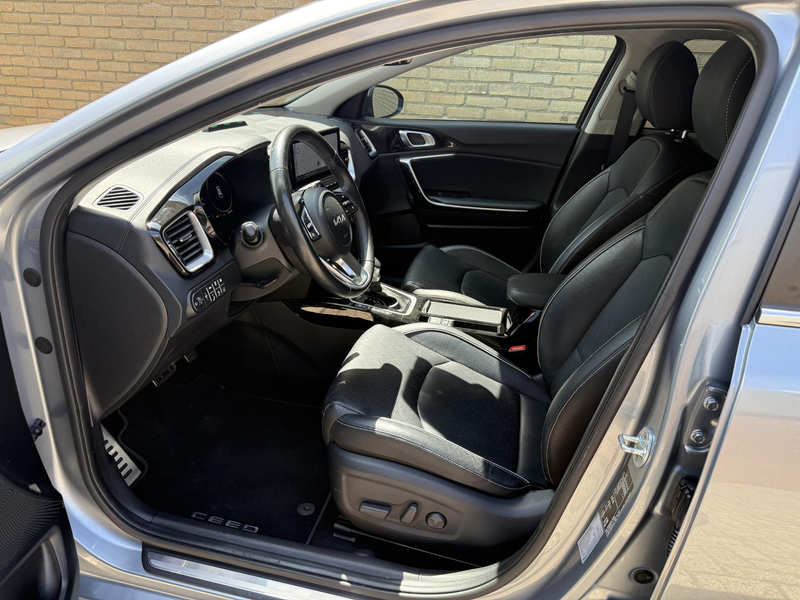 Kia Ceed SW / cee'd SW Sportswagon 1.6 GDI PHEV ExecutiveLine | Lederen b — photo 13