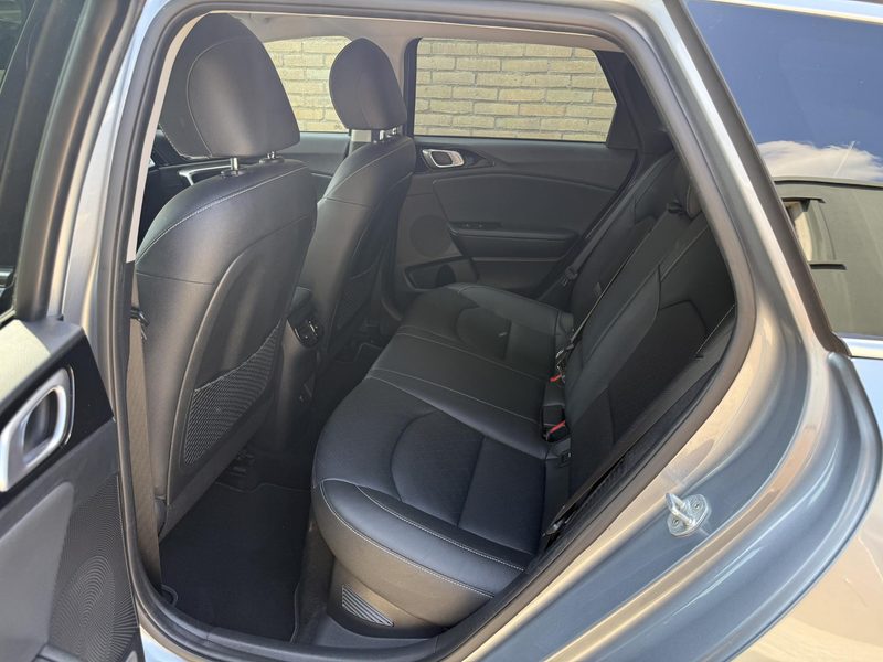 Kia Ceed SW / cee'd SW Sportswagon 1.6 GDI PHEV ExecutiveLine | Lederen b — photo 15