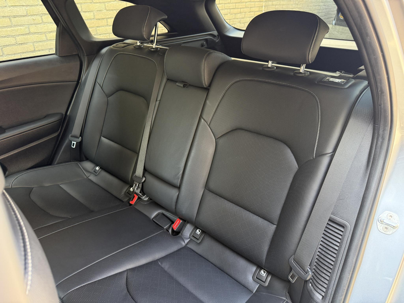 Kia Ceed SW / cee'd SW Sportswagon 1.6 GDI PHEV ExecutiveLine | Lederen b — photo 16