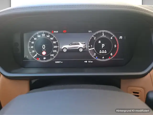 Land Rover Discovery view 9