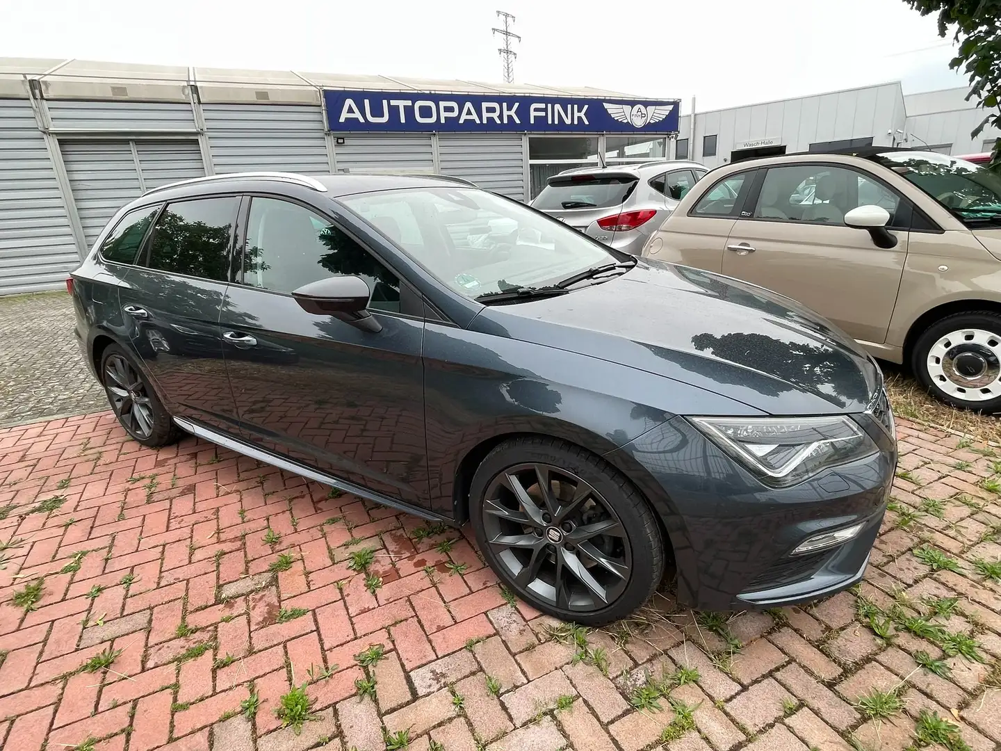 SEAT Leon FR aus 1.Hand mit Scheckheftgepf. Top Ausstattung Gris - 2