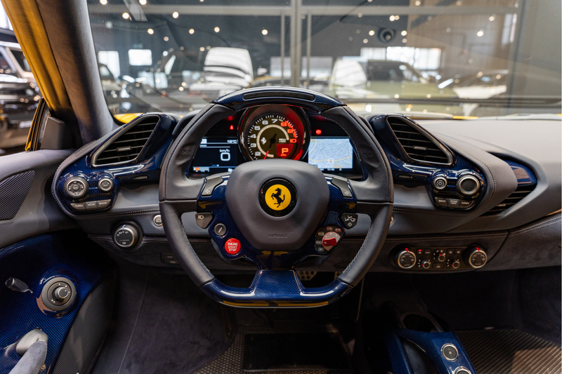 Ferrari 488 GTB HELE 70th Anni 1 of 1 Full Blue Carbon 3.9 GTB — photo 8