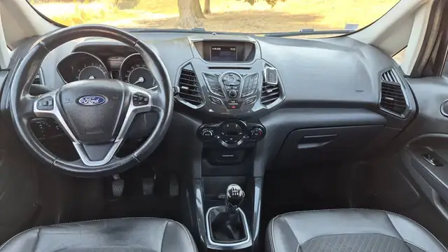 Ford Ecosport view 11
