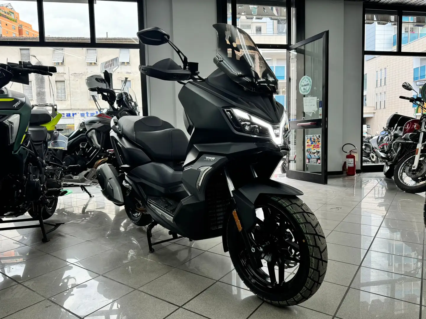 SYM ADX 300 consegna tutta ITALIA tutto a distanza 91€ mese - 2