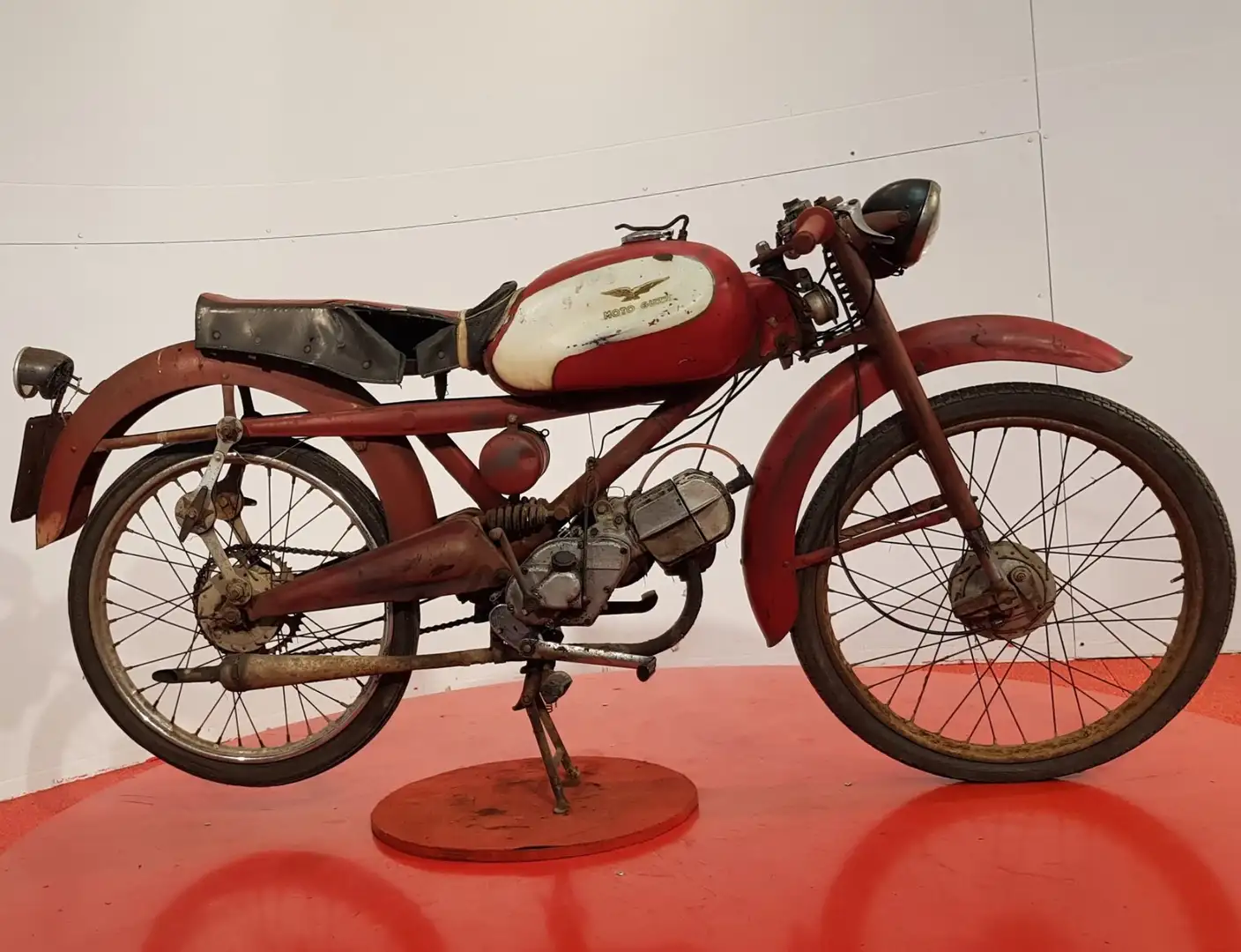 Moto Guzzi Cardellino Lusso Rouge - 1
