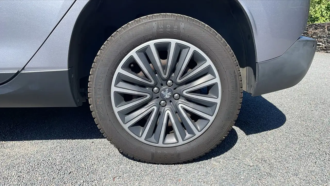 Peugeot 2008 2008 — photo 19