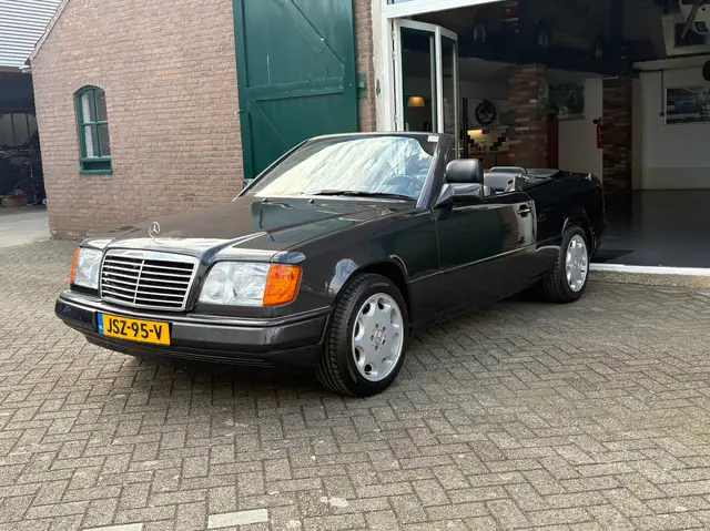 Mercedes-Benz E 320 E320  cabriolet