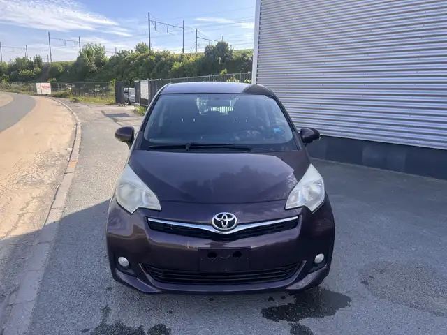 Toyota Verso-S 100 VVT-i Dynamic MARCHAND OU EXPORT