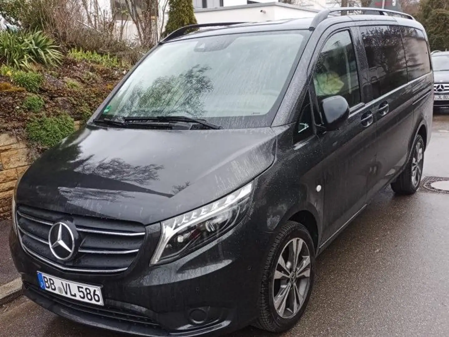 Mercedes-Benz Vito 119 Tourer Edition lang Distr.AHK.Standh.LED - 1
