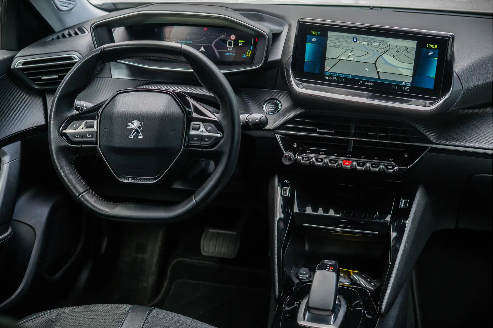 Peugeot e-2008 EV Allure Pack 50 kWh | Stoelverwarming | Achterui Белый - 2
