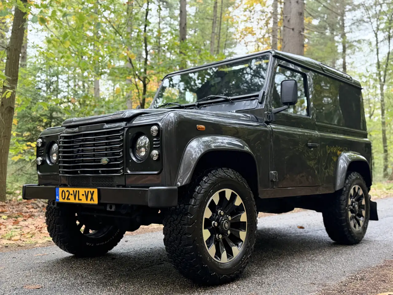 Land Rover Defender
