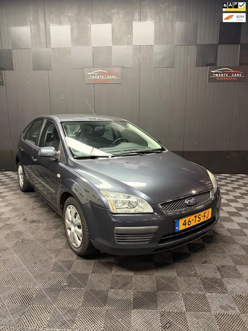 Ford Focus 1.6-16V Trend | Airco | Nieuwe APK | Grau - 1