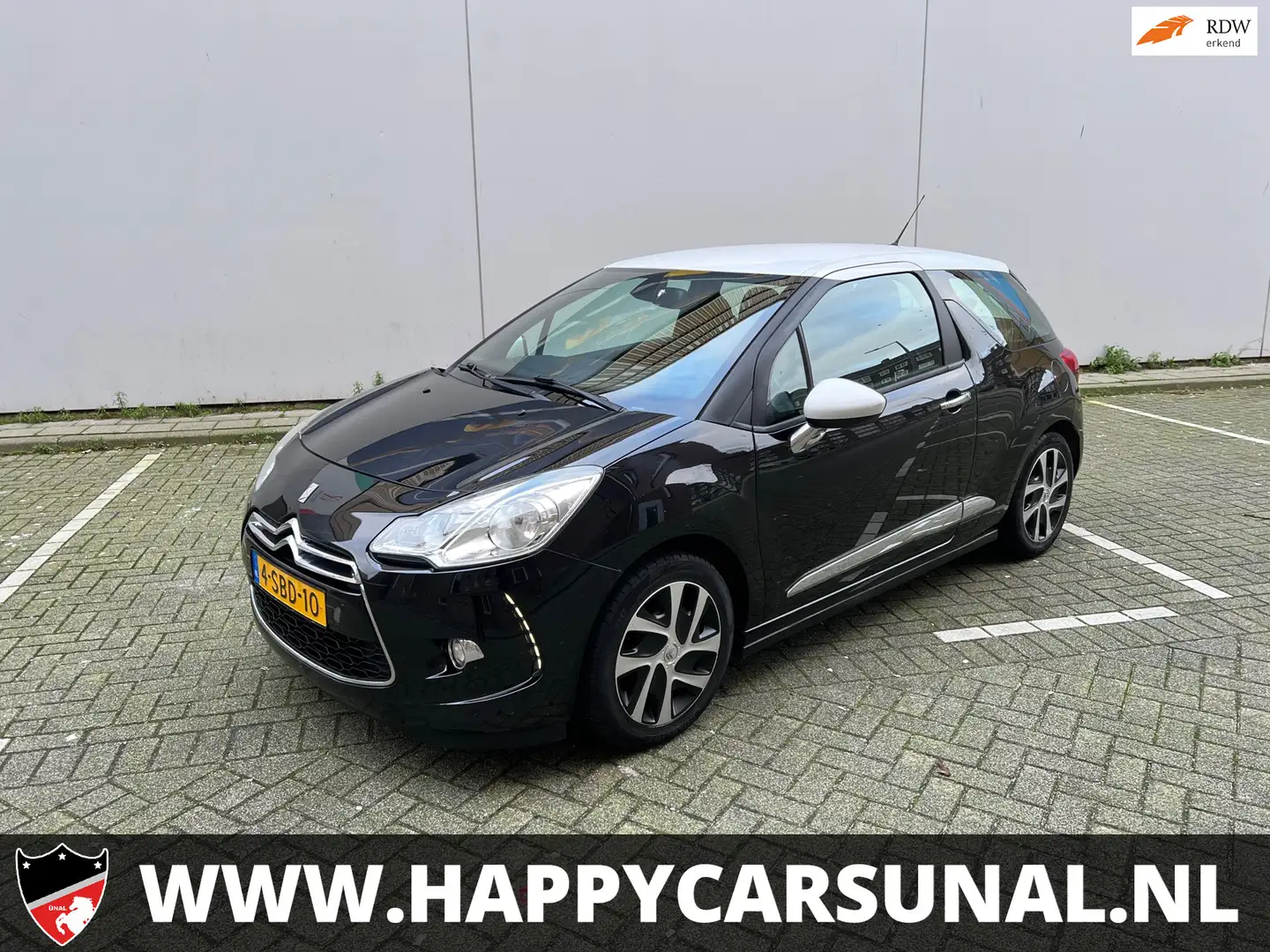 Citroen DS3 1.2 VTi Chic, AIRCO, NAVI, NAP, APK Negro - 1