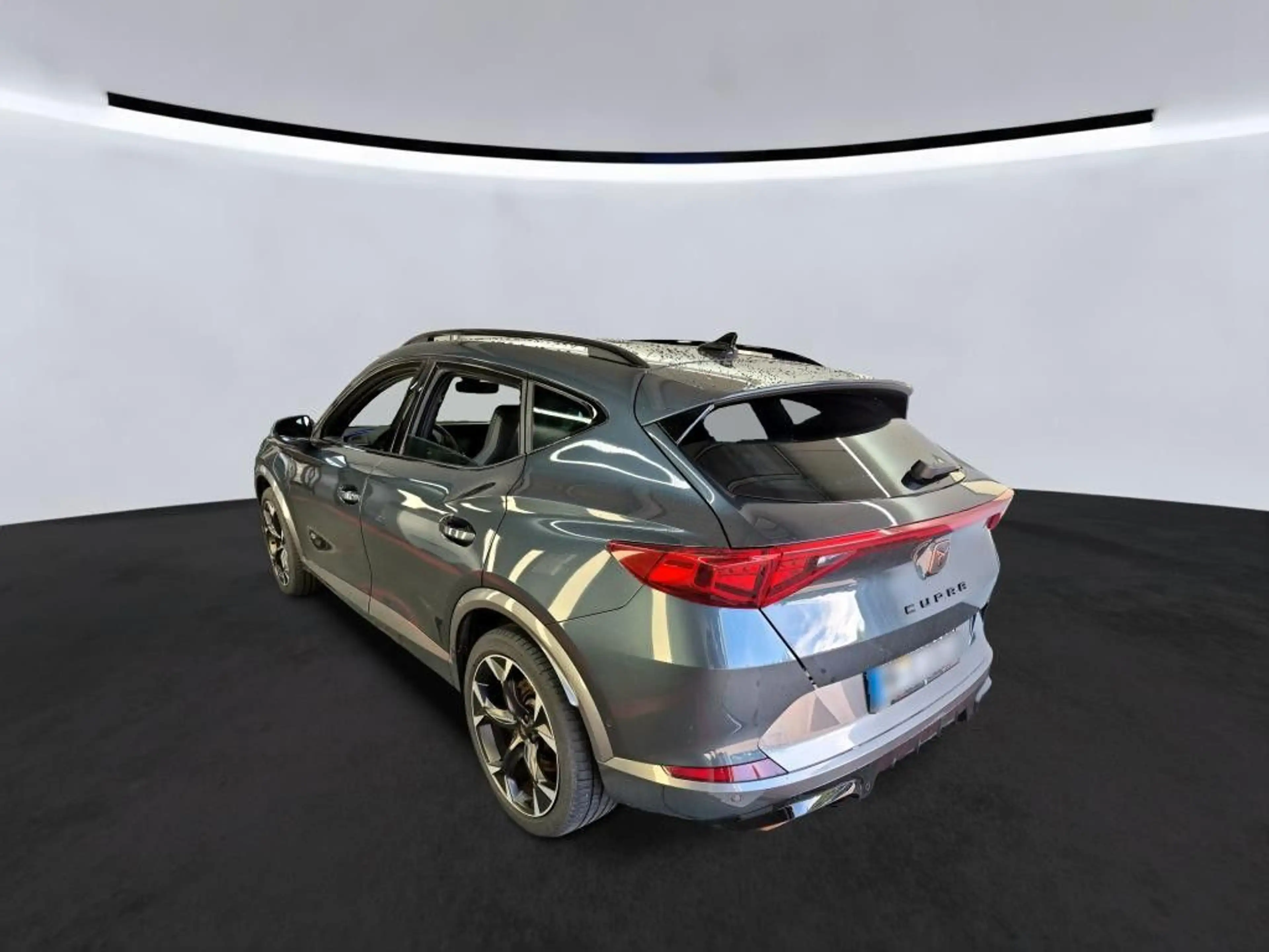 CUPRA Formentor VZ 1.4e/TSI Navi SHZ AHK ACC LED PDC — photo 3