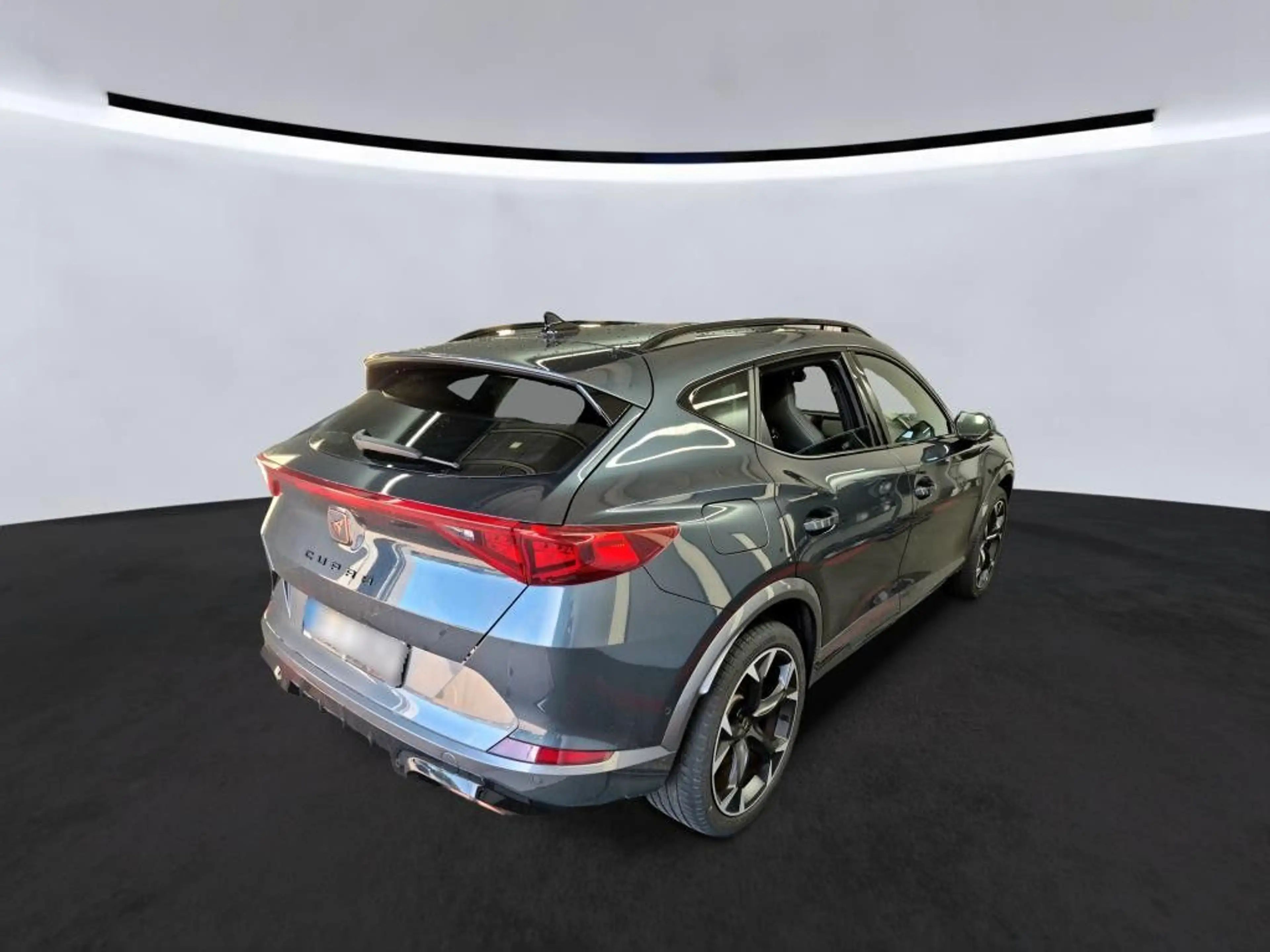 CUPRA Formentor VZ 1.4e/TSI Navi SHZ AHK ACC LED PDC — photo 4