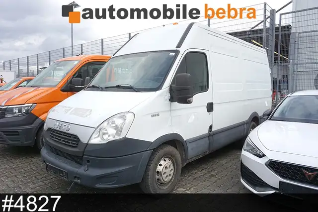 Iveco Daily Kastenwagen 2.3Diesel 3-Sitzer-AHK-Radio