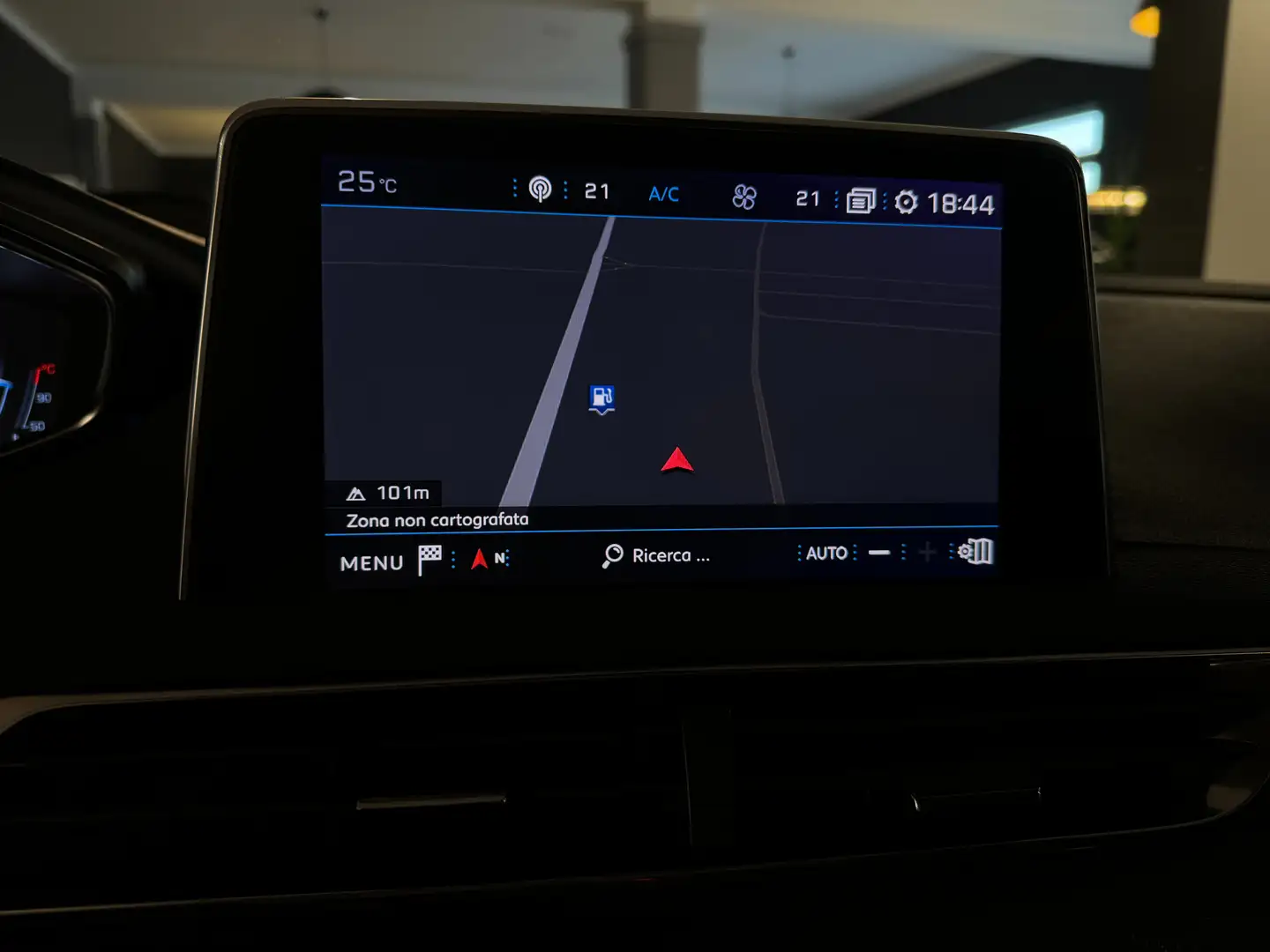 Peugeot 5008 1.5 BLUEHDI 130CV 7 POSTI ALLURE 2020 Nero - 2