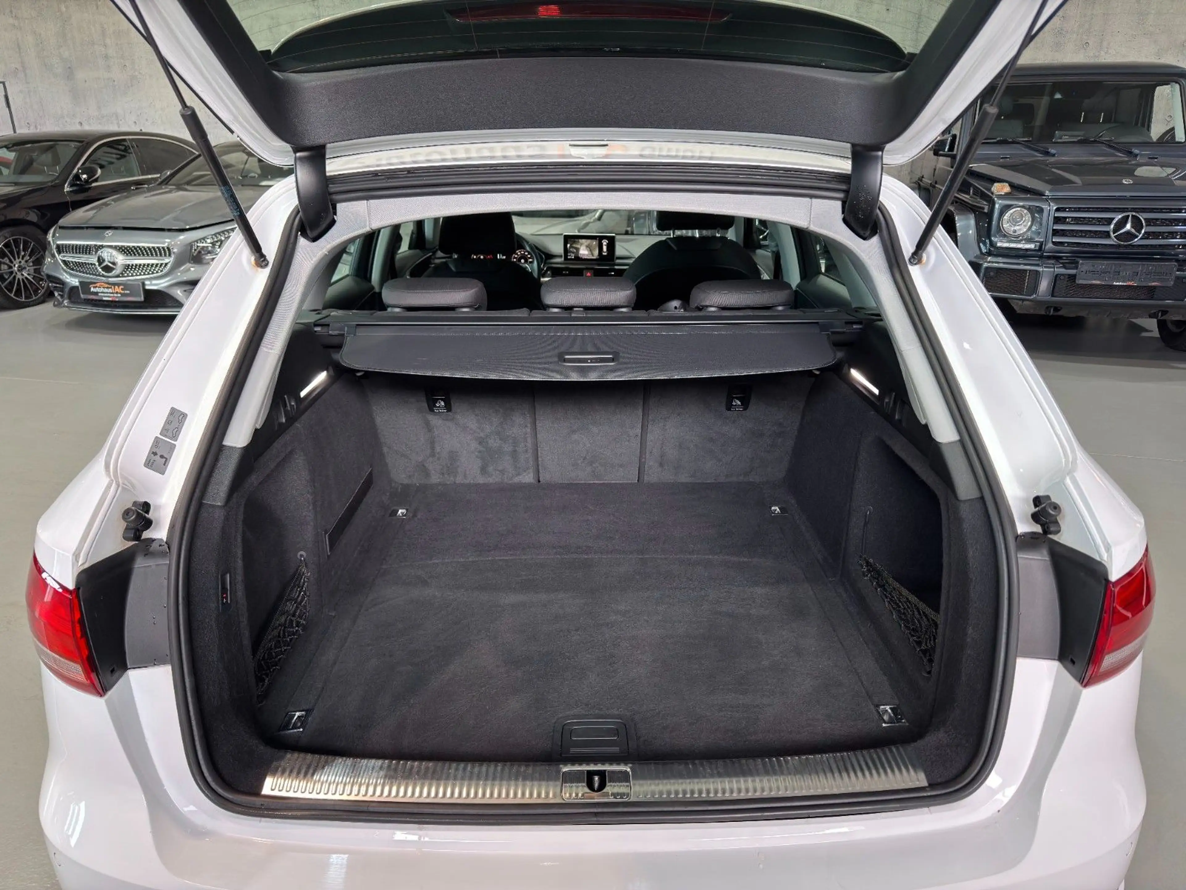 Audi A4 Avant/sport/ultra/LED/RFK/PANO/AHK/2.HAND/ACC — photo 5