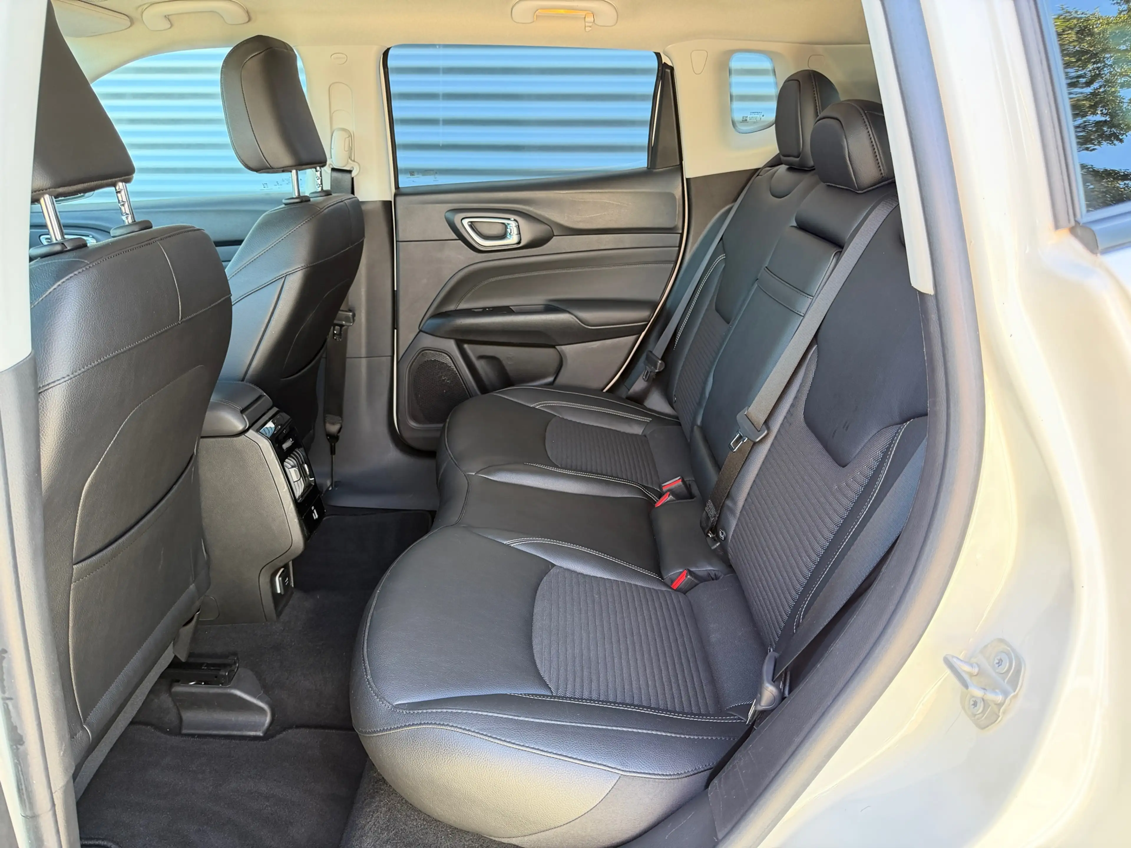 Jeep Compass 4xe AWD Plug-in Hybrid Electric Night Eagle [ 1ste — photo 9