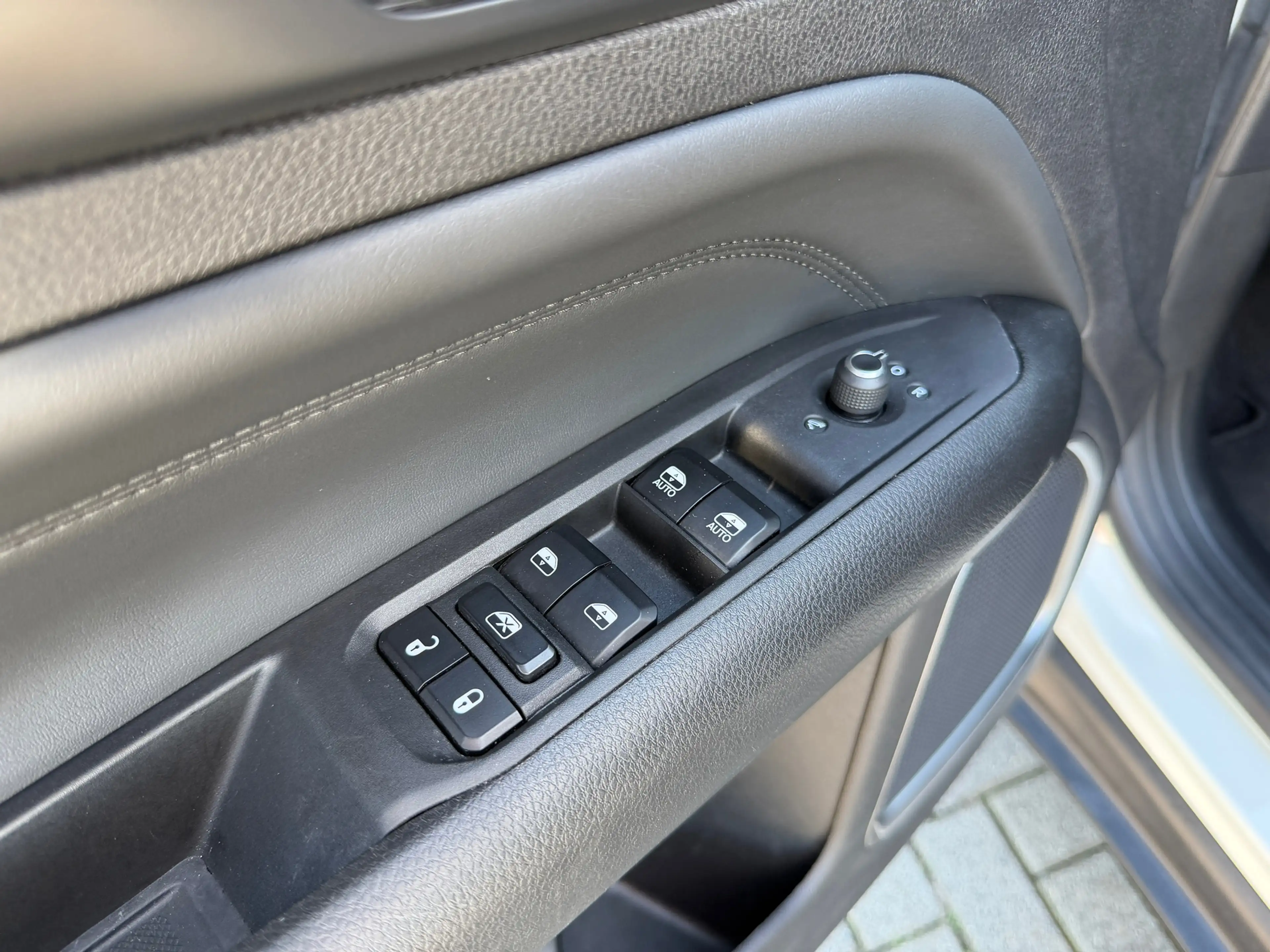 Jeep Compass 4xe AWD Plug-in Hybrid Electric Night Eagle [ 1ste — photo 35
