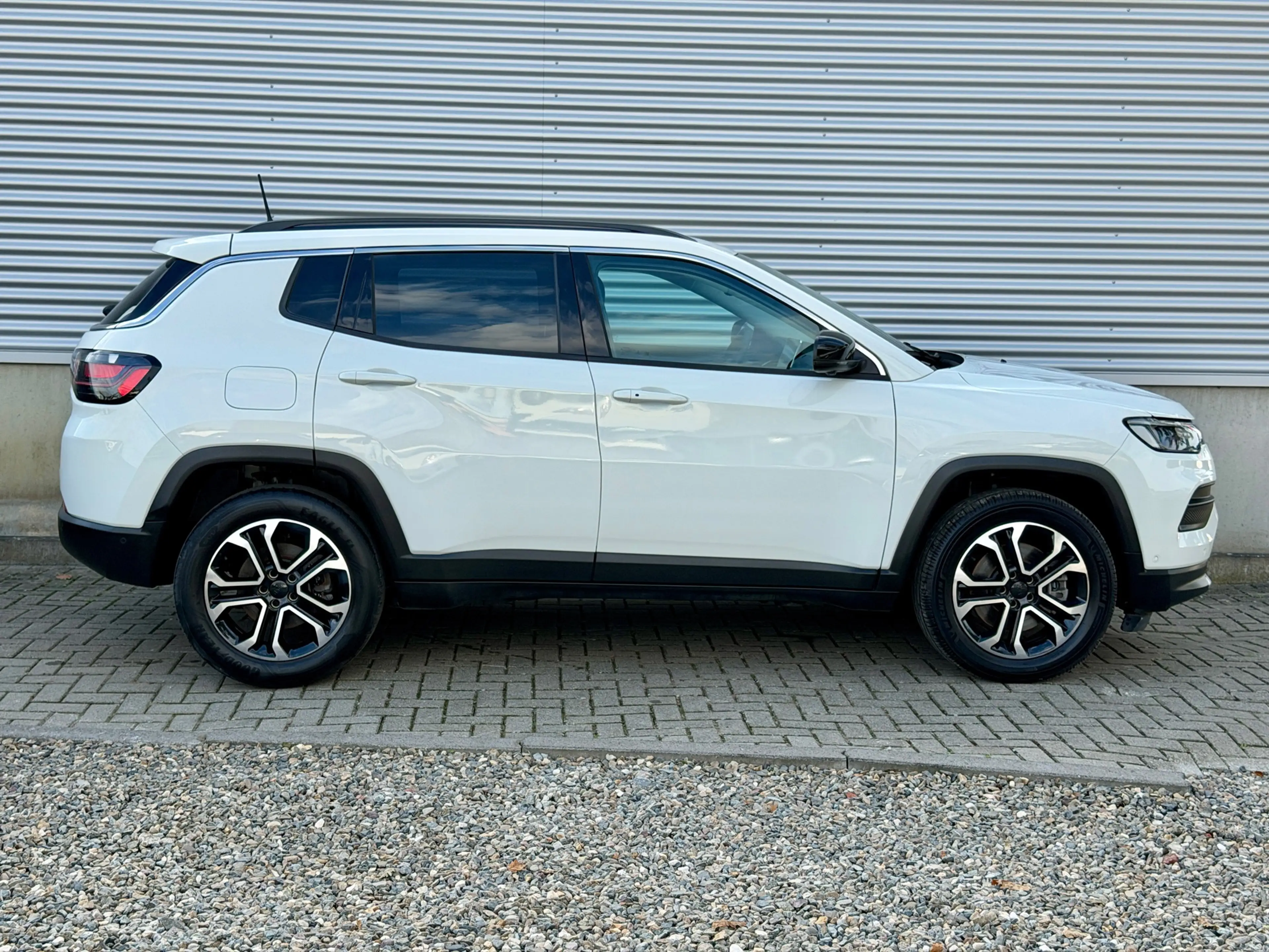 Jeep Compass 4xe AWD Plug-in Hybrid Electric Night Eagle [ 1ste — photo 5