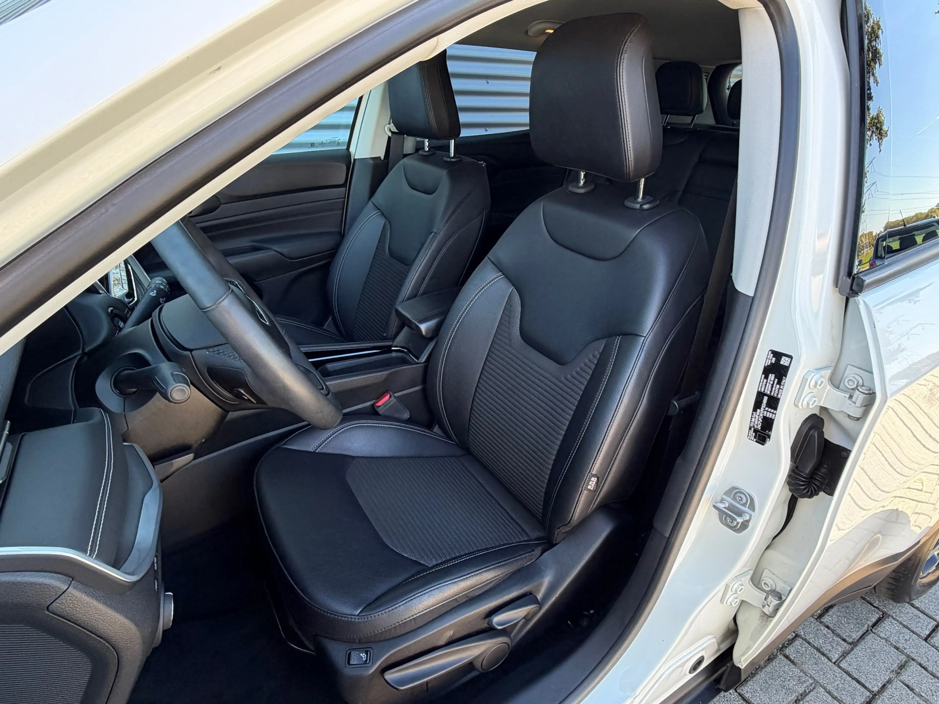 Jeep Compass 4xe AWD Plug-in Hybrid Electric Night Eagle [ 1ste — photo 8