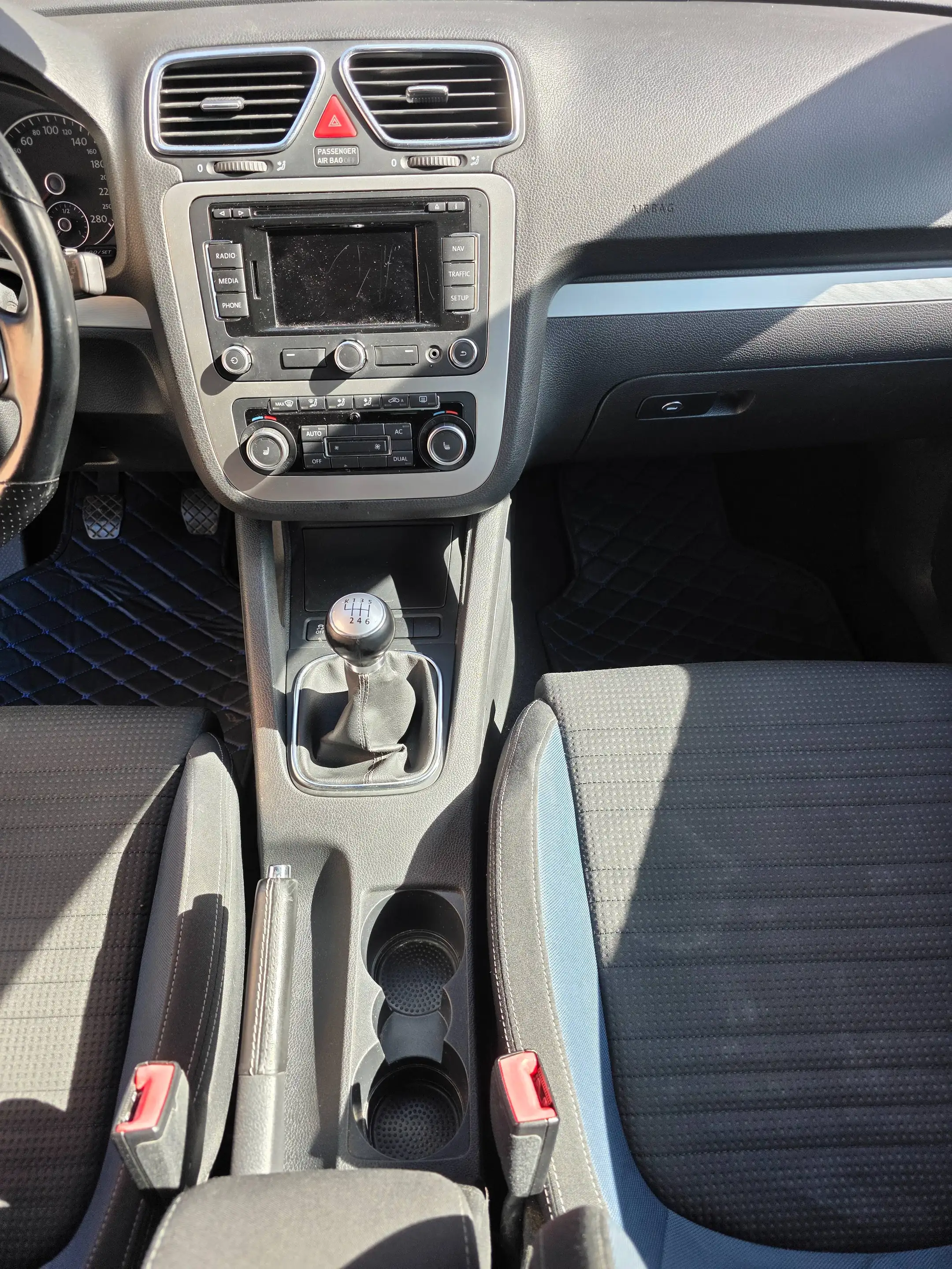 Volkswagen Scirocco Scirocco 1.4 TSI Team — photo 10