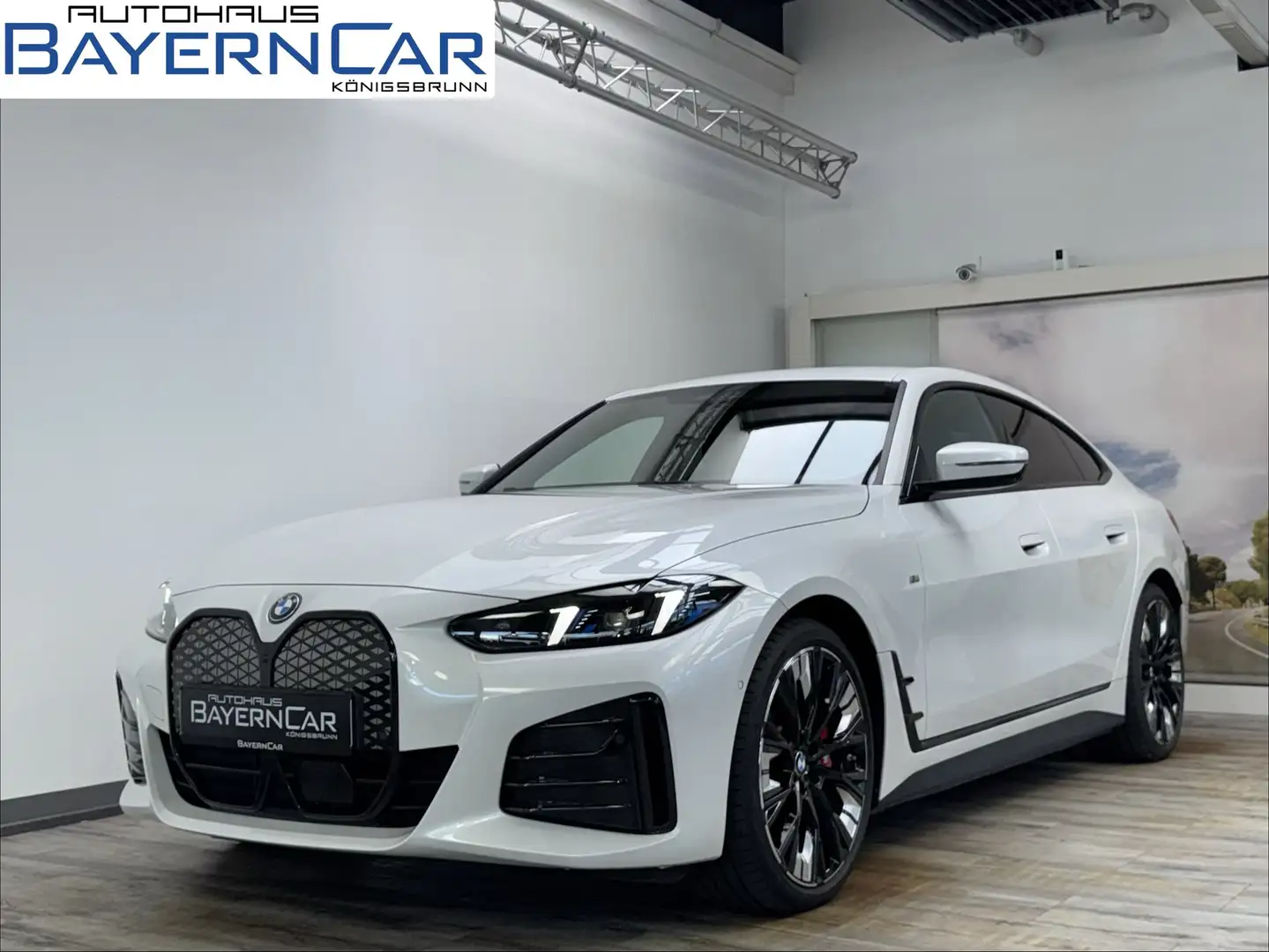 BMW i4 xDrive40 M Sport Pro ACC 360° AHK 20Zoll HUD Blanc - 1