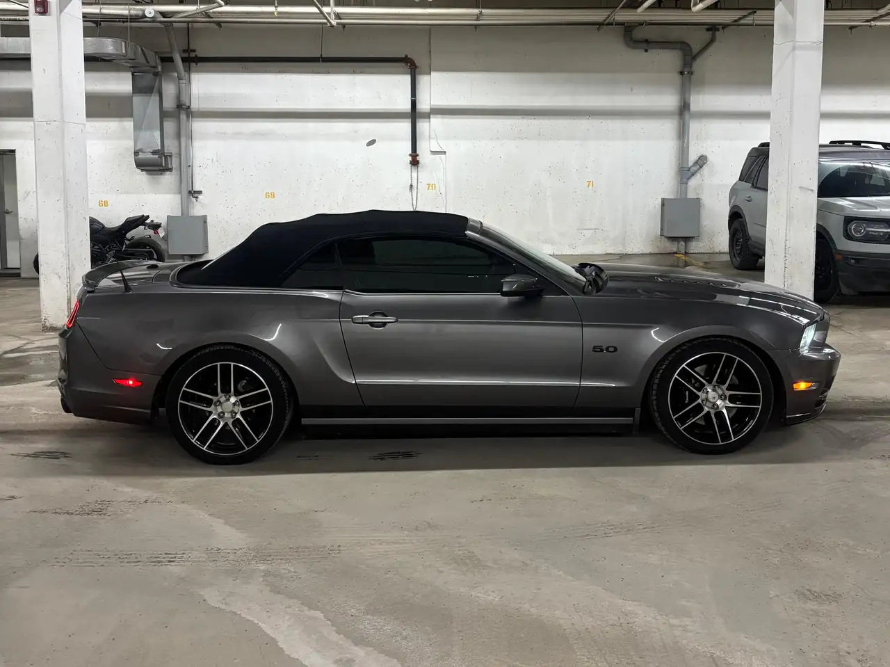 Ford Mustang снимка Ford Mustang