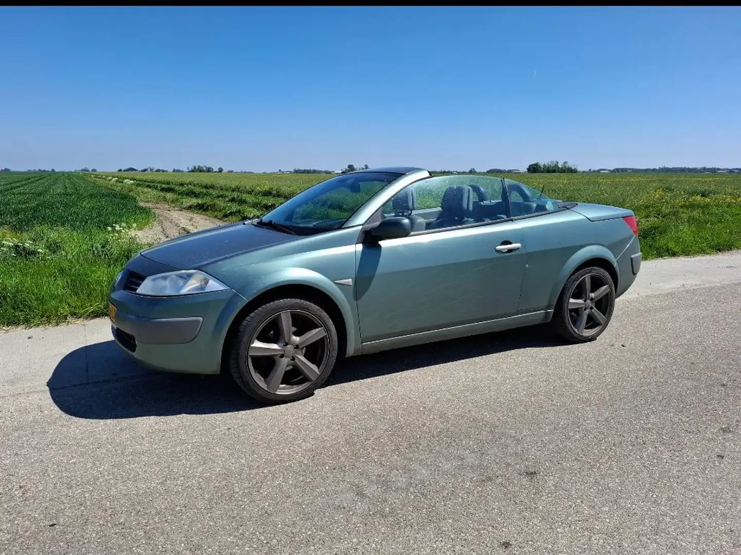 Renault Megane Megane 1.6-16V Priv.Luxe Vert - 1