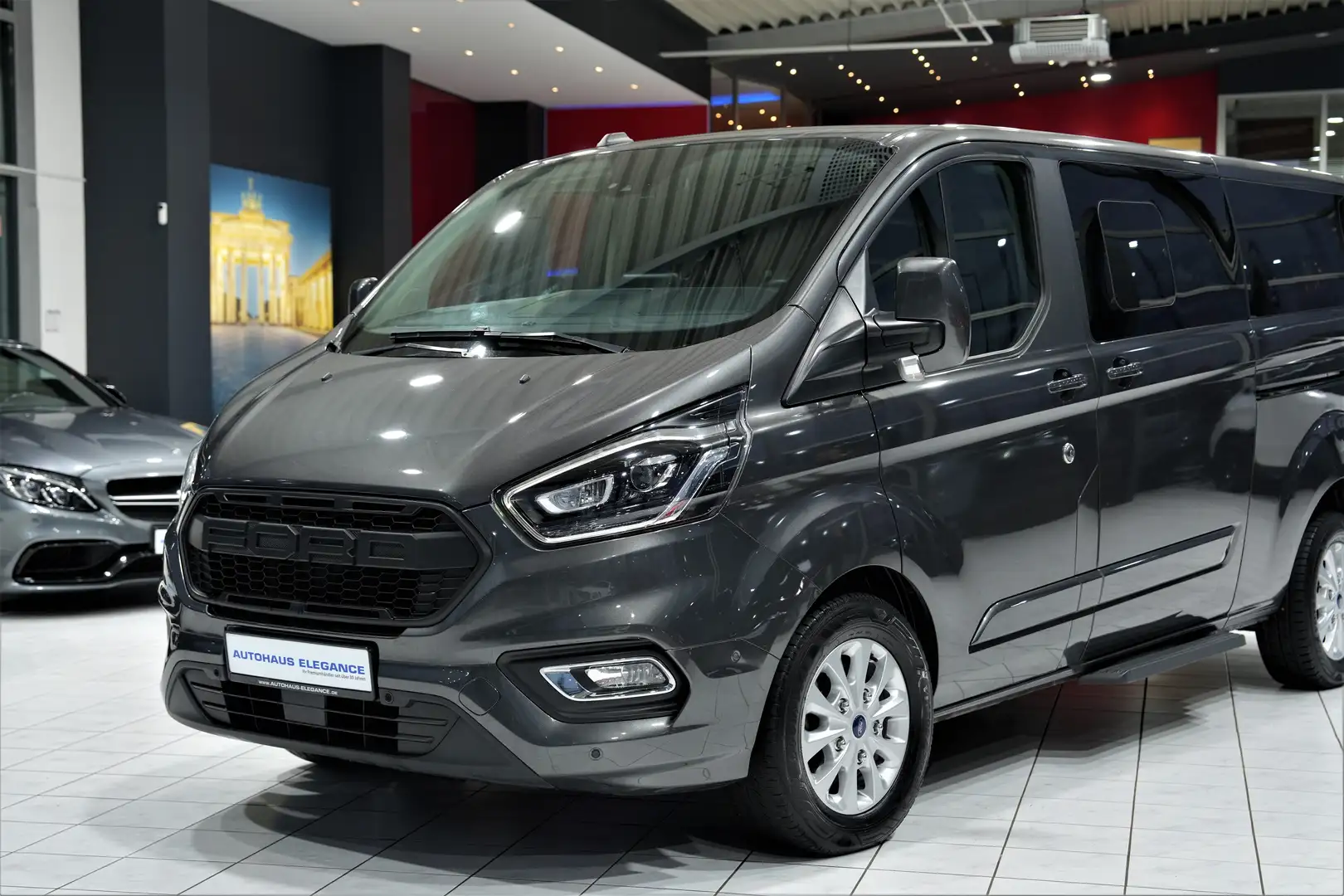 Ford Tourneo Custom 320 L2 Titanium XSYNC3 Gris - 2