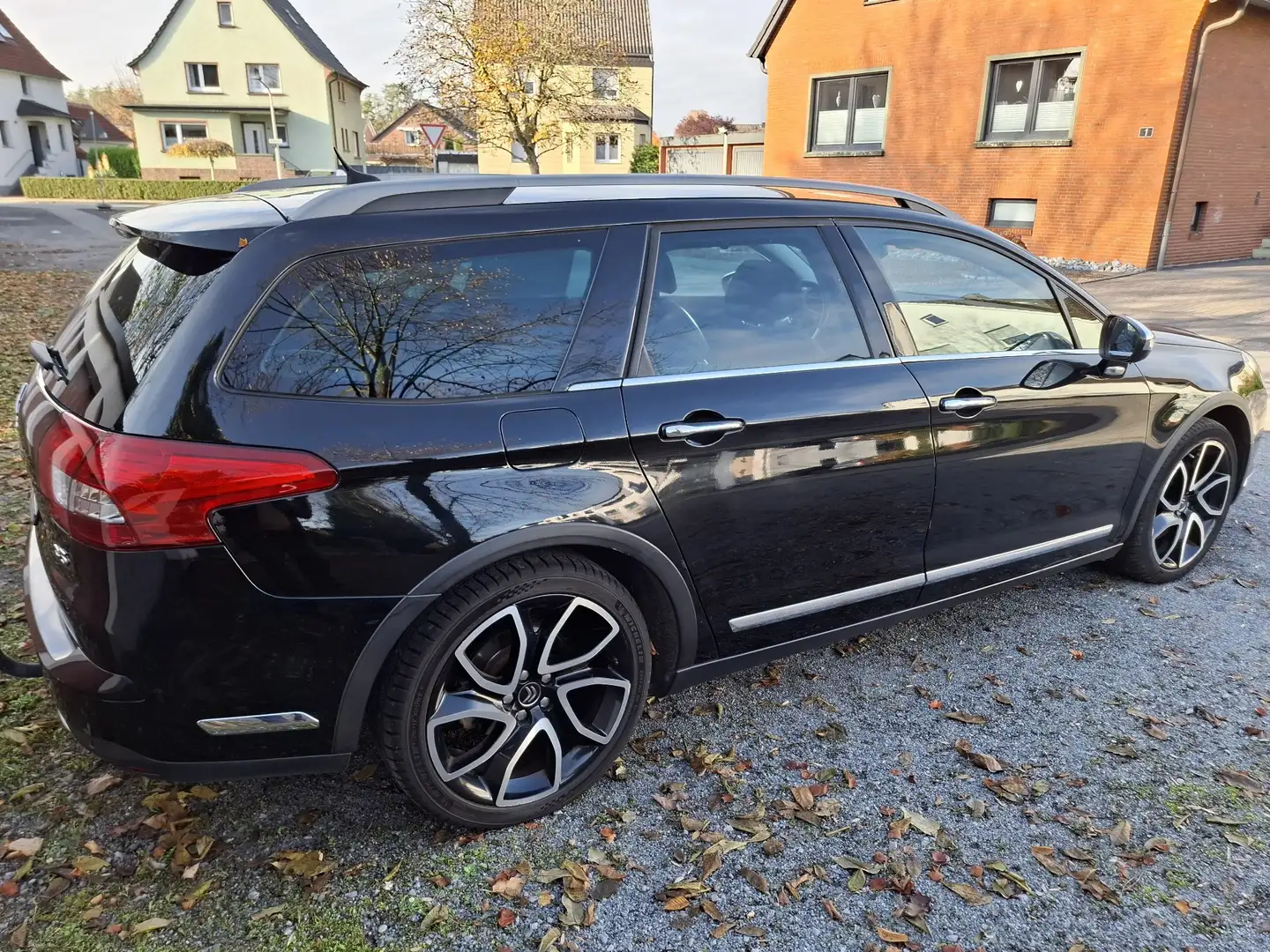 Citroen C5 CrossTourer Exclusive Schwarz - 2